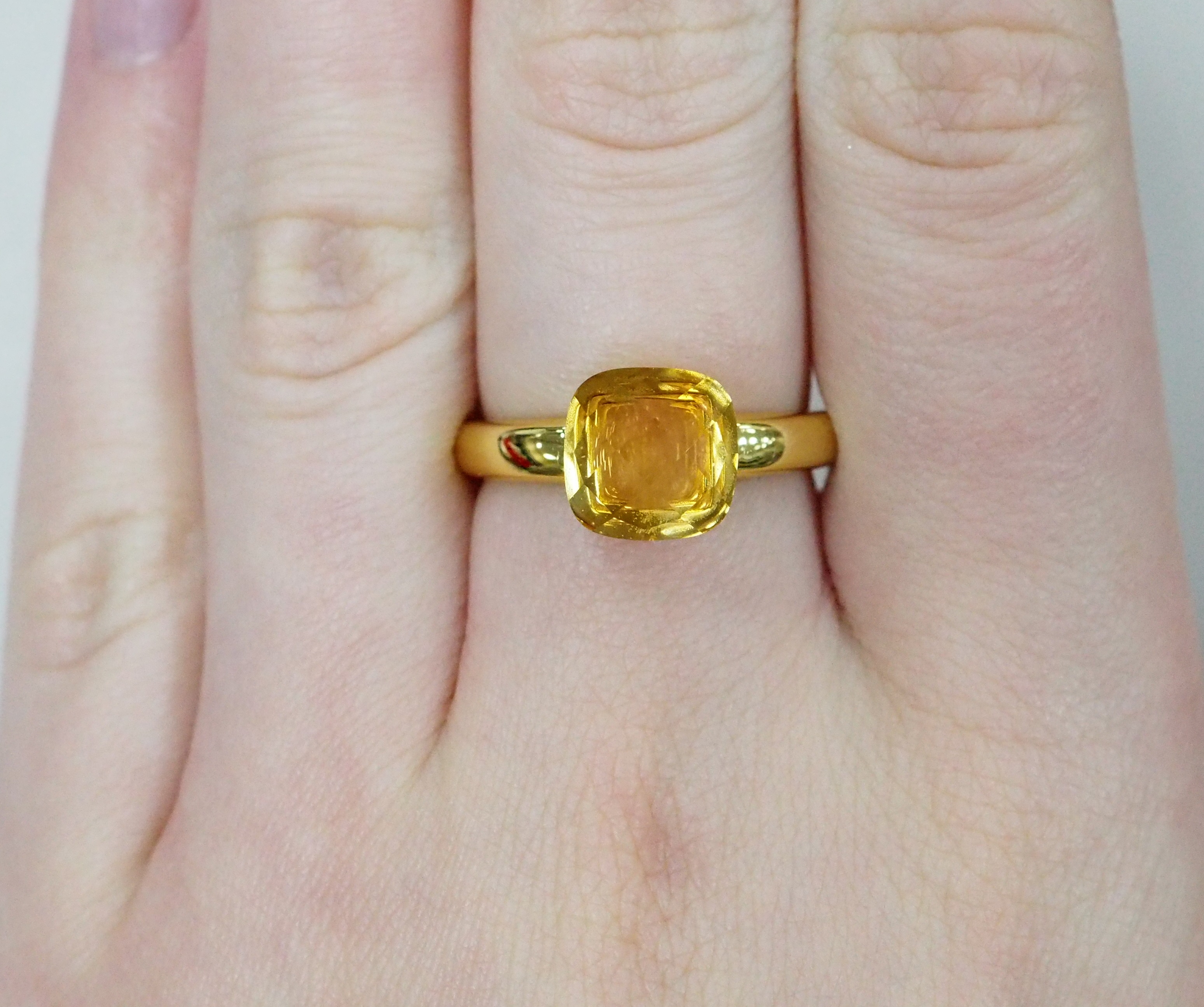 Серебряное кольцо с цитрином